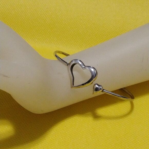 Double-Heart Bangle Sterling Silver 925 Bracelet No Clasp Wearable 10 Grams - Picture 4 of 13